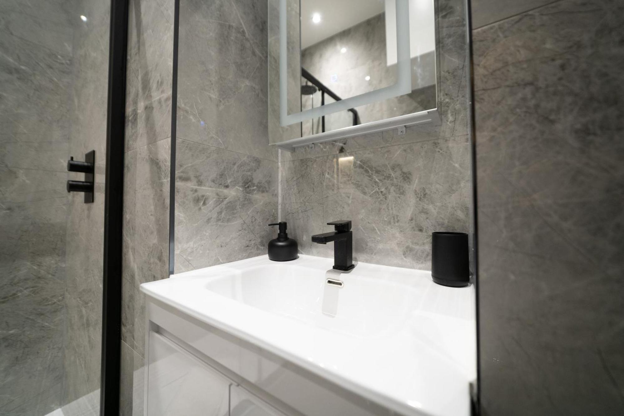 One And Two Bedroom Apartments Near Holloway Train Station By Belvilla Londyn Zewnętrze zdjęcie